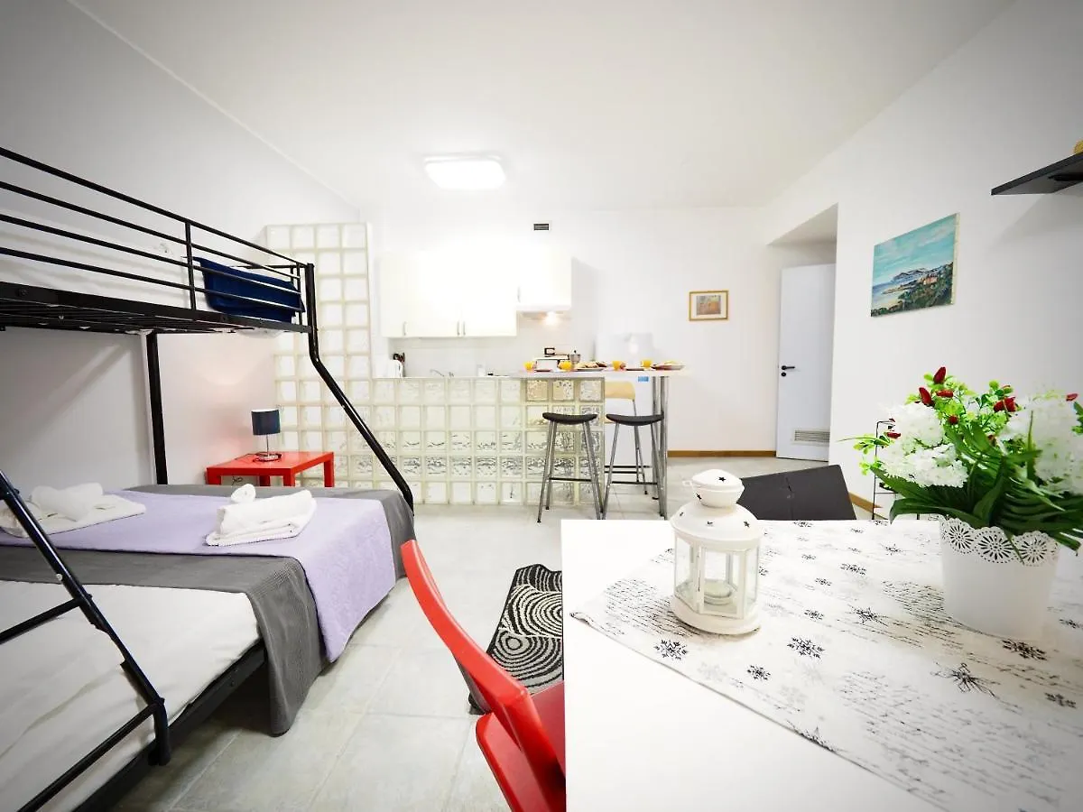 Apartment Dimora Sottoripa Di Fronte All Acquario - Genovabnb It